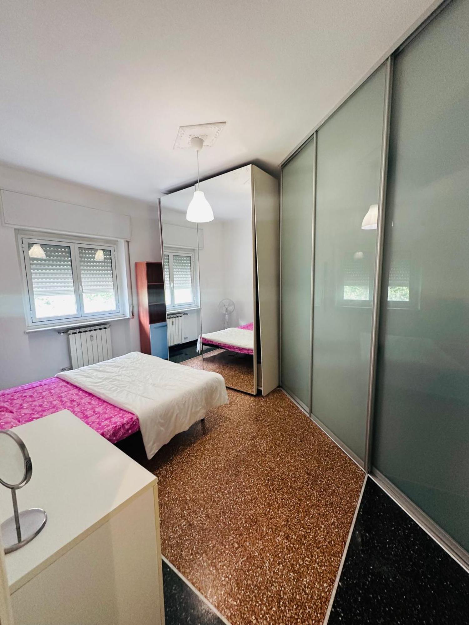 Entire 3 Bed Rooms Apartment,Centrum Genoa Luaran gambar